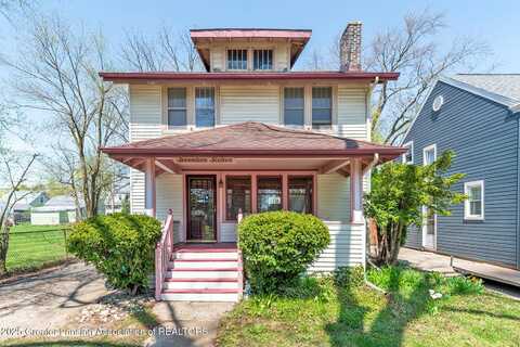 1716 W Shiawassee Street, Lansing, MI 48915