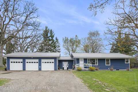 337 W Pine Street, Elsie, MI 48831
