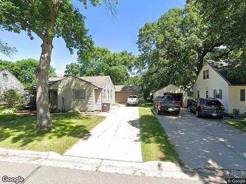 Prince, LAKE CRYSTAL, MN 56055