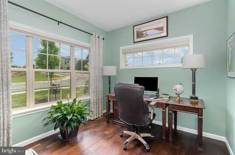 Hennyson, YORK, PA 17402