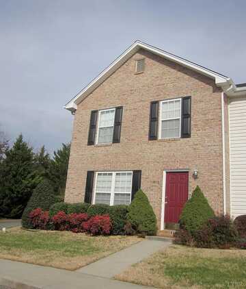 Middle View, FOREST, VA 24551