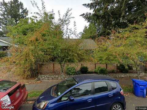 27Th, PORTLAND, OR 97211