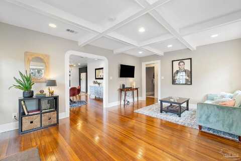 K, PENSACOLA, FL 32501