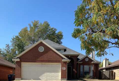 Hollowbrook, FORT WORTH, TX 76103