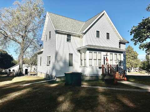Griffin, LAKEFIELD, MN 56150