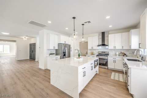 2581 Terrytown Avenue, Henderson, NV 89052
