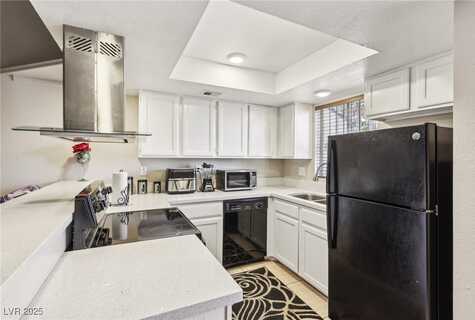 2460 Old Forge Lane, Las Vegas, NV 89121