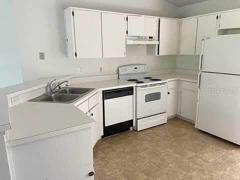 August, CASSELBERRY, FL 32707