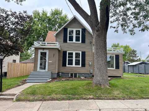 Alice, ALBERT LEA, MN 56007