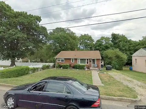 Wellsley, ROANOKE, VA 24017