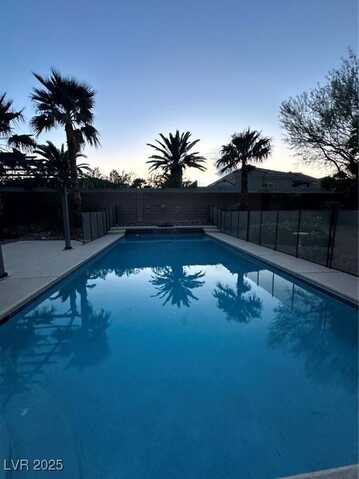 7451 Mystic Stream Street, Las Vegas, NV 89131