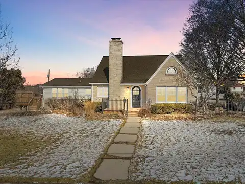 Chestnut, WEST BEND, WI 53095