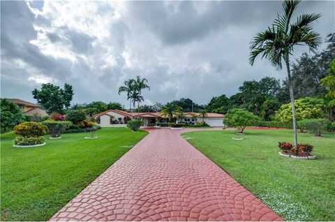 67Th, PINECREST, FL 33156