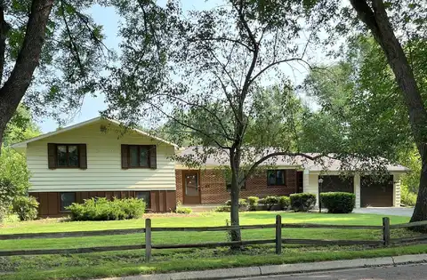 16Th, WINDOM, MN 56101
