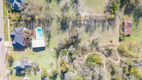 8Th, HONEY GROVE, TX 75446