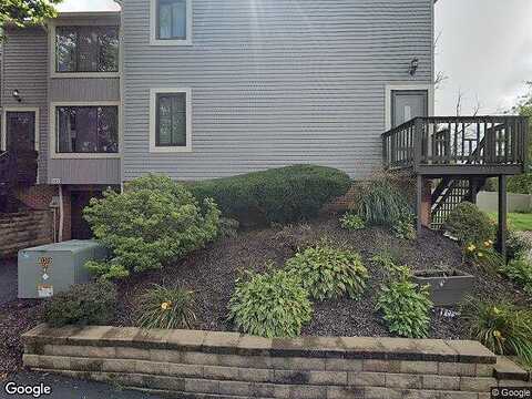 Serendipity, CORAOPOLIS, PA 15108