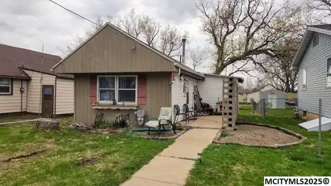 428 29th SW, MASON CITY, IA 50401