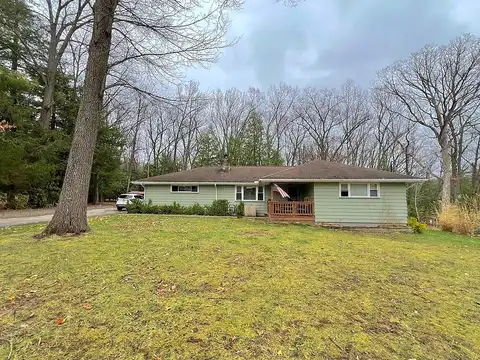Ellen, OIL CITY, PA 16301