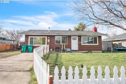 Barry, KLAMATH FALLS, OR 97603