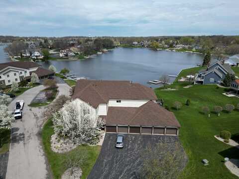 5050 Spinnaker Lane, Crown Point, IN 46307