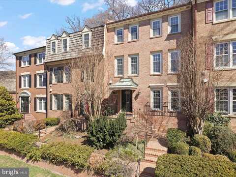 Queen, ARLINGTON, VA 22202
