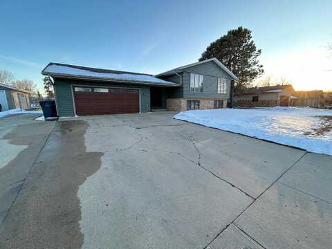 Summit, WORTHINGTON, MN 56187