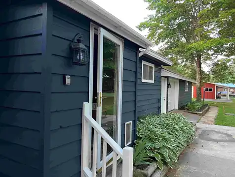4515 CHAIN O LAKES RD, Eagle River, WI 54521
