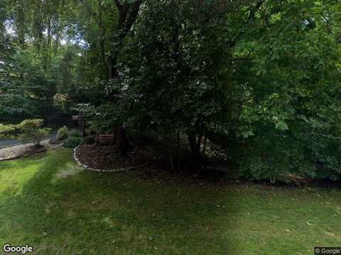Hull, GLENSIDE, PA 19038