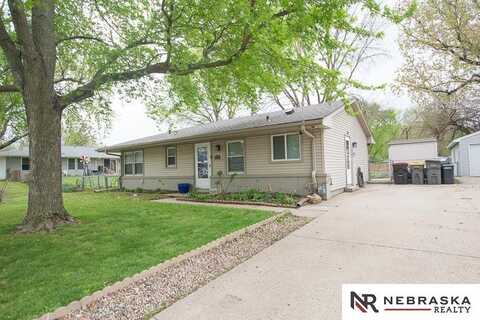 3021 NW 49th Street, Lincoln, NE 68524