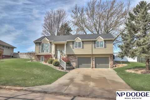 2709 Eagle Drive, Fremont, NE 68025