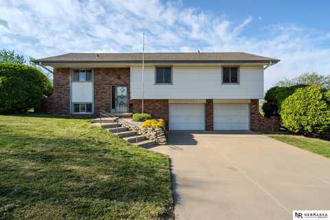 1010 Grenoble Drive, Bellevue, NE 68123