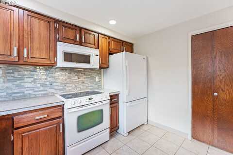 Rosewood, LONGVIEW, WA 98632