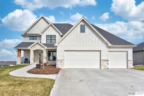 11065 N 171 Street, Bennington, NE 68007