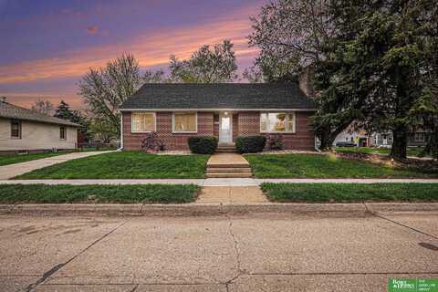 1405 E Linden Avenue, Fremont, NE 68025