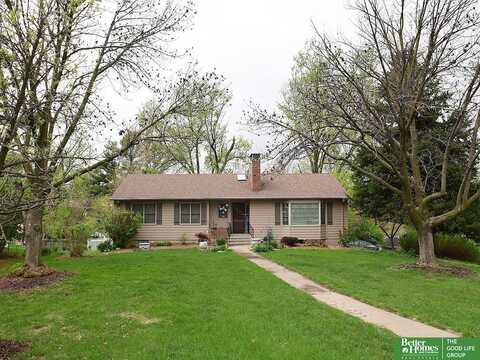 600 Ridgewood Avenue, Omaha, NE 68114