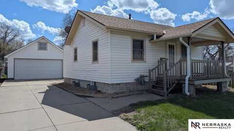 6925 Burlington Avenue, Lincoln, NE 68507