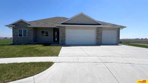 1020 Lauren Lane, Fremont, NE 68025