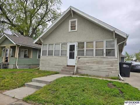 2566 Sprague Street, Omaha, NE 68111