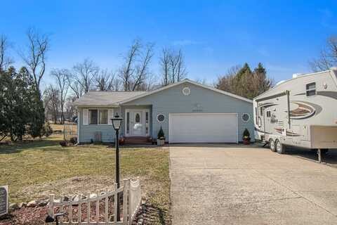 68880 Circle Drive, Edwardsburg, MI 49112
