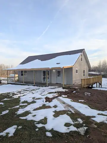 Happys, HINCKLEY, MN 55037