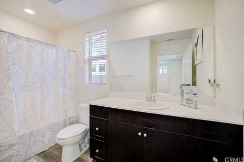 Foster, CHATSWORTH, CA 91311