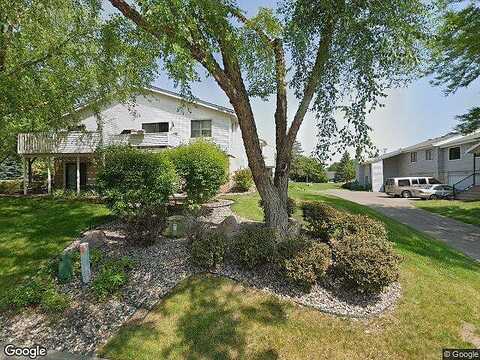 Pompano, HOPKINS, MN 55343