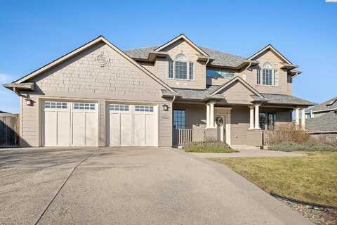 Nicole, PULLMAN, WA 99163