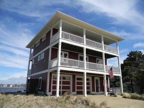 628 S Lakeshore Drive, Ludington, MI 49431