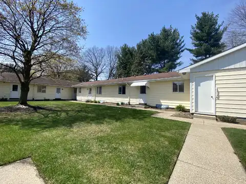5861 Leisure South Drive SE, Kentwood, MI 49548