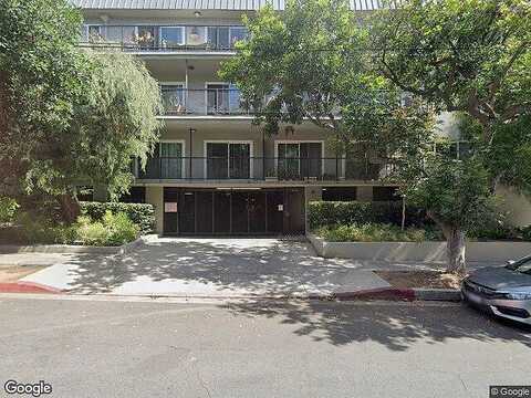 Cynthia, WEST HOLLYWOOD, CA 90069