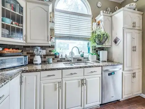Silver Creek, GRANBURY, TX 76048