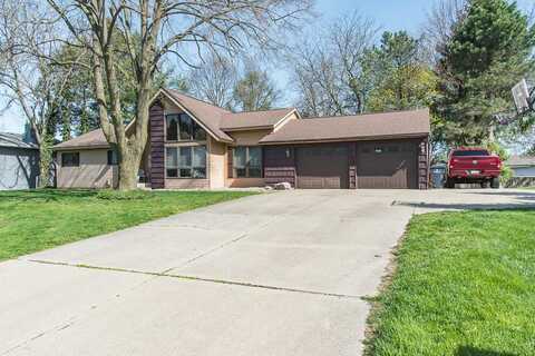 6635 Woodlea Drive, Kalamazoo, MI 49048