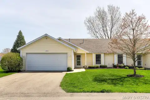 11833 Willow Wood N, Holland, MI 49424