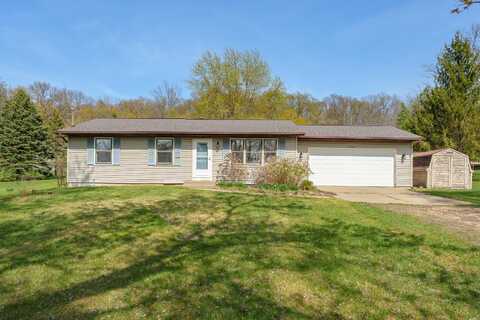 10564 N Riverview Drive, Plainwell, MI 49080